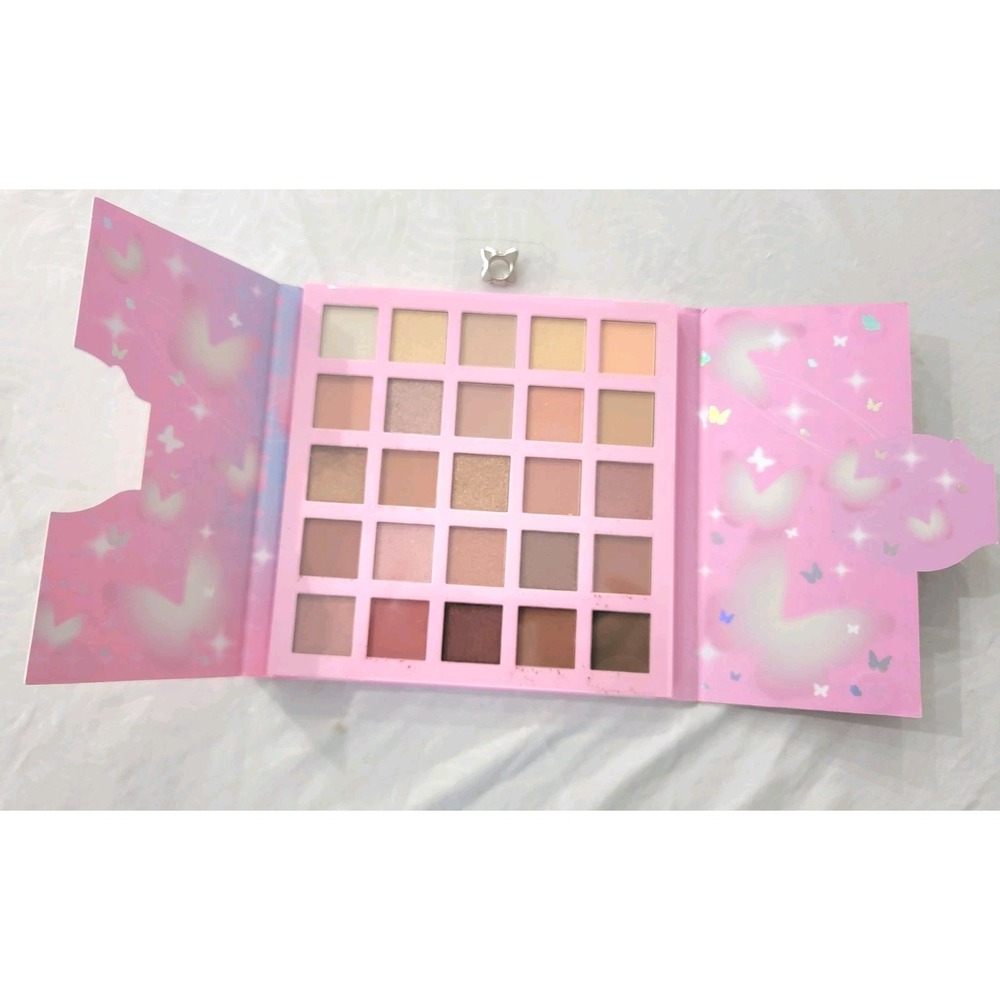 Paris Hilton Eyeshadow Palette Pink 25 Shades Lost In Wonderland New